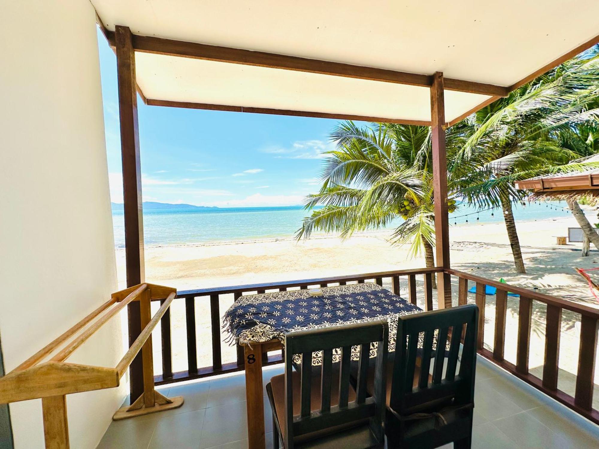 The Scenery Beach Resort Baan Khai Eksteriør bilde